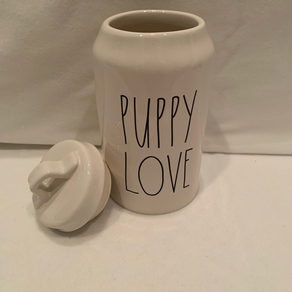 Rae Dunn MED Dog Treat Canister NWT. - Picture 2 of 4